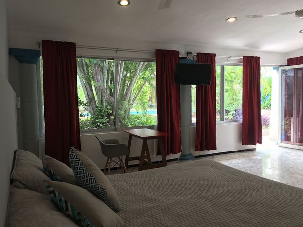 Imagen de los interiores del Hotel Suites del Sureste. Foto 17