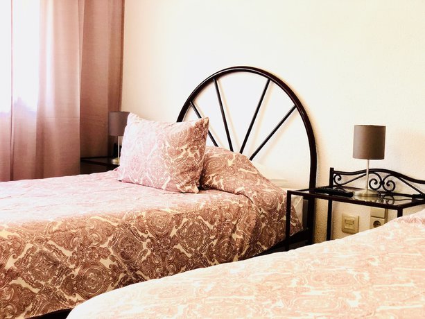 Imagen de la habitación del Hotel Suites do Pinhal. Foto 4