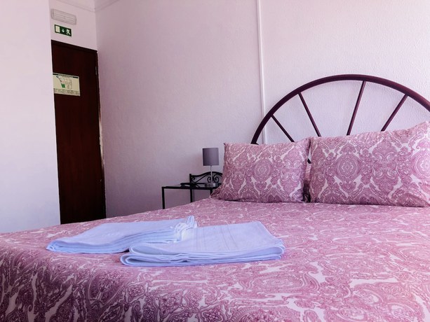 Imagen de la habitación del Hotel Suites do Pinhal. Foto 9