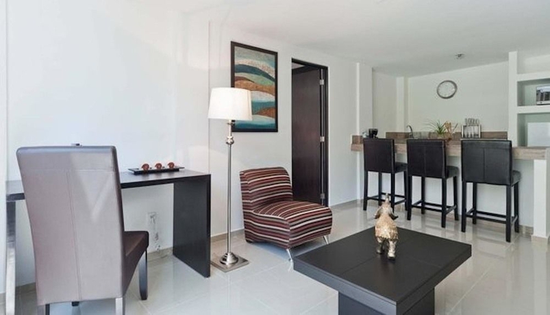 Imagen de los interiores del Hotel Suites259. Foto 13