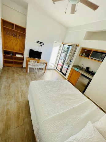 Imagen de la habitación del Hotel SuitesMB. Foto 4
