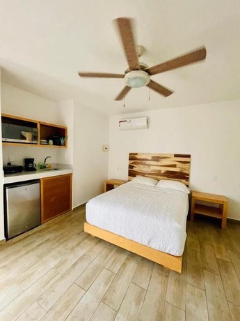 Imagen de la habitación del Hotel SuitesMB. Foto 18