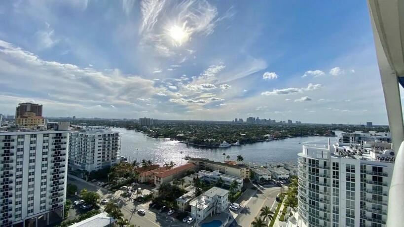 Imagen general del Hotel SuitesRUs At W Fort Lauderdale. Foto 20