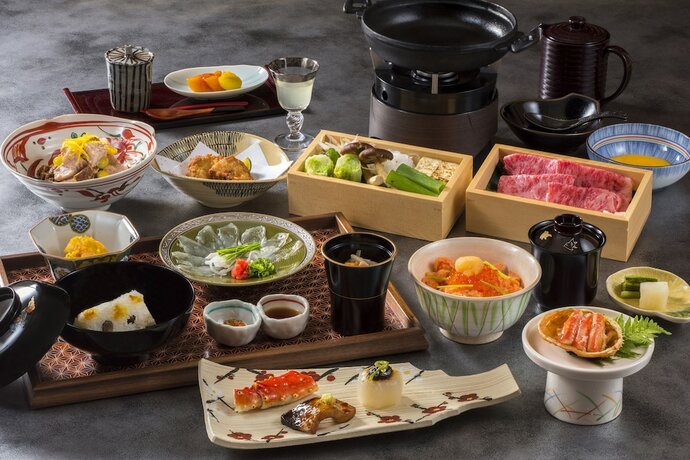 Imagen del bar/restaurante del Hotel Suiun. Foto 16