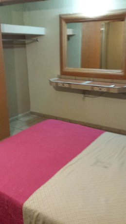 Imagen de la habitación del Hotel Suiza, Tijuana. Foto 8