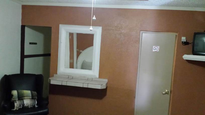 Imagen de la habitación del Hotel Suiza, Tijuana. Foto 17