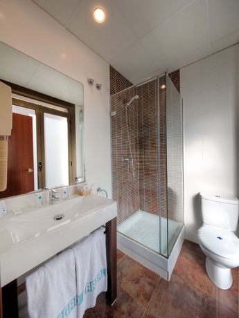 Imagen de la habitación del Hotel Suizo, Barrio G&oacute;tico. Foto 14