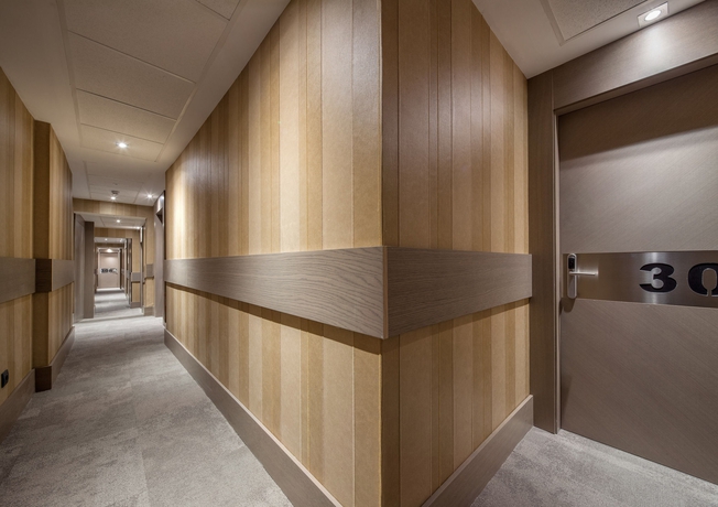 Imagen de los interiores del Hotel Suizo, Barrio G&oacute;tico. Foto 16