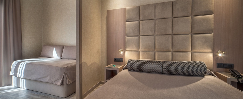 Imagen de la habitación del Hotel Suizo, Barrio Gotico. Foto 6