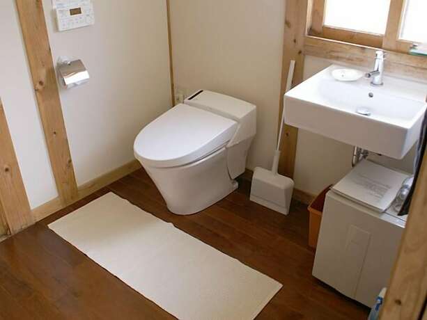 Imagen general del Hotel Sukabura Inn. Foto 1