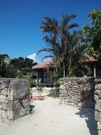 Imagen general del Hotel Sukabura Inn. Foto 6