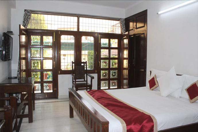Imagen de la habitación del Hotel Sukh Vilas Jaipur. Foto 5