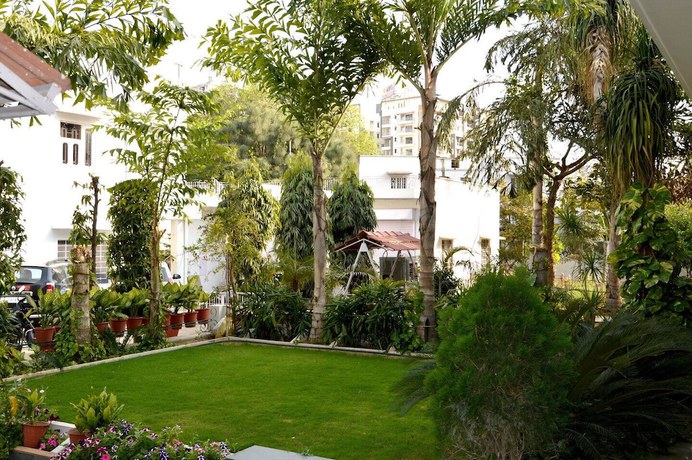 Imagen de los exteriores del Hotel Sukh Vilas Jaipur. Foto 13