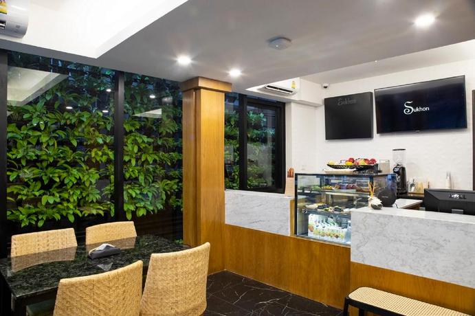 Imagen de los interiores del Hotel Sukhon Hotel. Foto 19