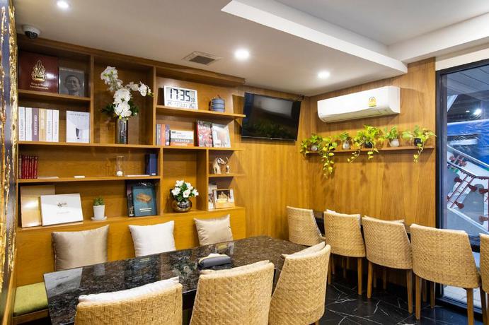 Imagen del bar/restaurante del Hotel Sukhon Hotel. Foto 8