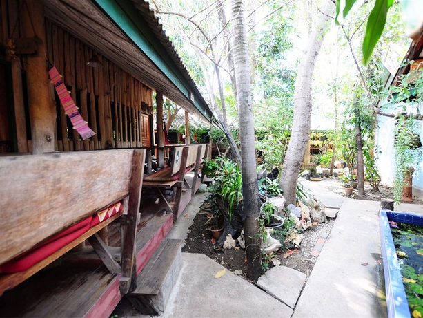 Imagen de los exteriores del Hotel Sukhothai Guest House. Foto 8