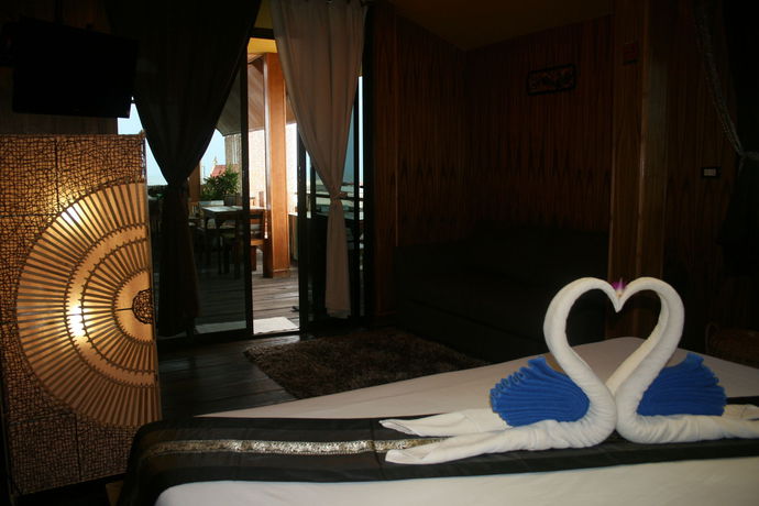 Imagen de los exteriores del Hotel Sukkasem Homestay. Foto 15