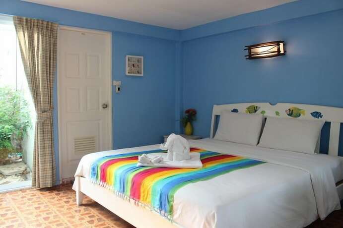 Imagen general del Hotel Sukkeebeach Kohlarn Resort. Foto 14
