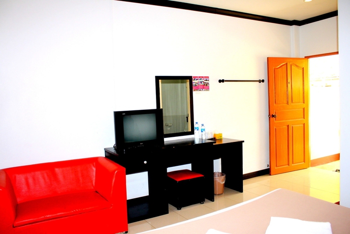 Imagen de la habitación del Hotel Suksaiburi Resort. Foto 4