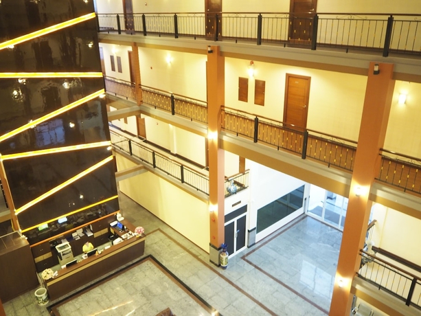 Imagen de los interiores del Hotel Suksomboon. Foto 14