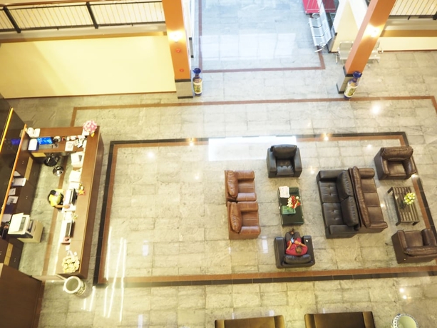 Imagen de los interiores del Hotel Suksomboon. Foto 16