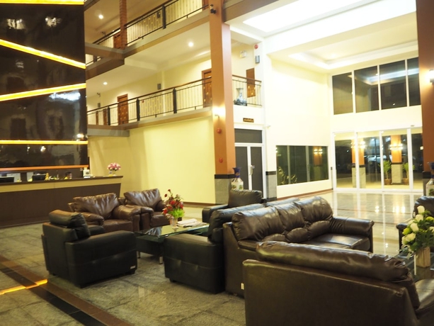 Imagen de los interiores del Hotel Suksomboon. Foto 19