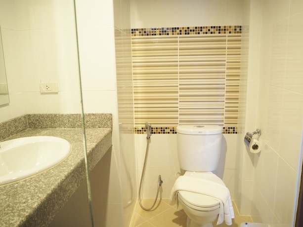 Imagen de la habitación del Hotel Suksomboon. Foto 11