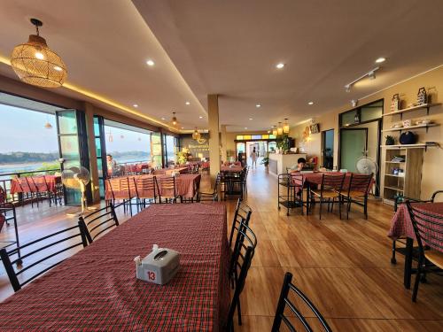 Imagen general del Hotel Suksomboonhotel. Foto 15