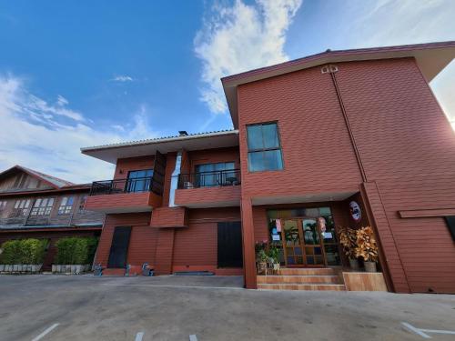 Imagen de la habitación del Hotel Suksomboonhotel. Foto 19