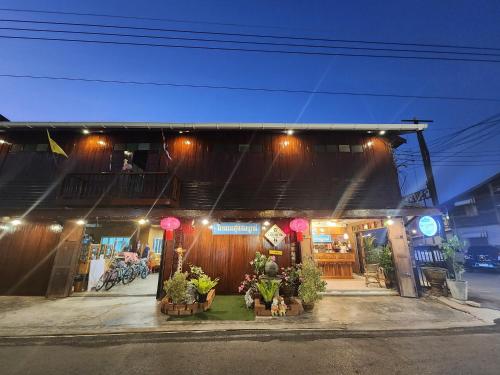 Imagen de la habitación del Hotel Suksomboonhotel. Foto 20
