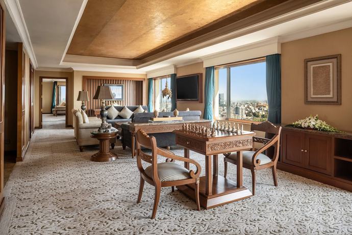 Imagen de la habitación del Hotel Sule Shangri-la, Yangon. Foto 9