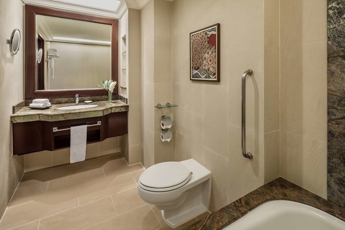 Imagen de la habitación del Hotel Sule Shangri-la, Yangon. Foto 14