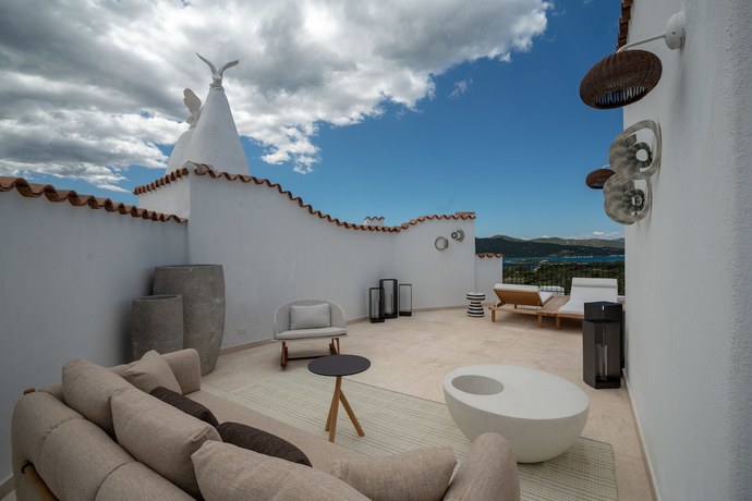 Imagen de los exteriores del Hotel Sulia House Porto Rotondo, Curio Collection by Hilton. Foto 16