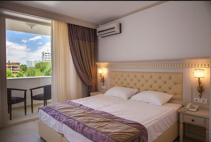 Imagen de la habitación del Hotel Sulina International. Foto 7