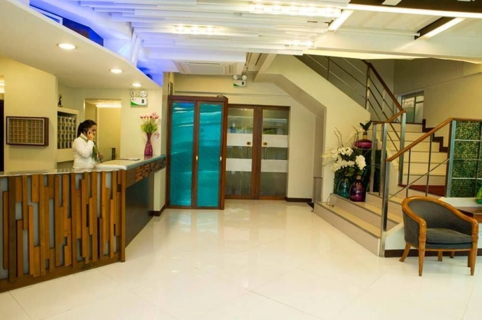 Imagen de los interiores del Hotel Sulit Place. Foto 15
