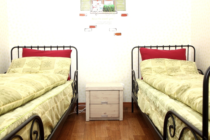 Imagen de la habitación del Hotel Sulla. Foto 12