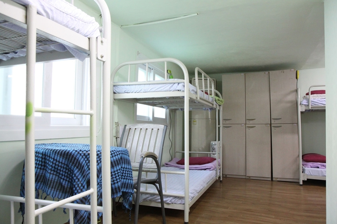 Imagen de la habitación del Hotel Sulla. Foto 15