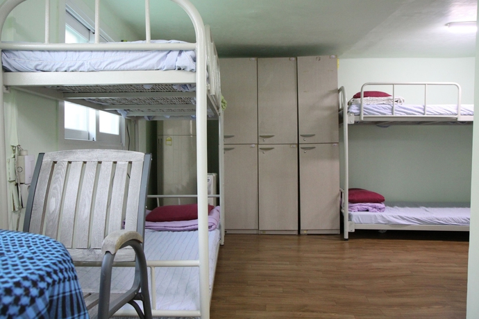 Imagen de la habitación del Hotel Sulla. Foto 16
