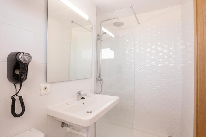 Imagen de la habitación del Hotel Sultán. Foto 14