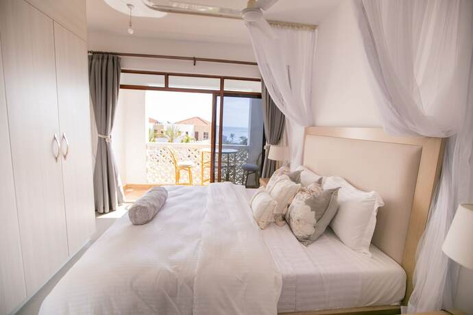 Imagen de la habitación del Hotel Sultan Palace Kikambala. Foto 11