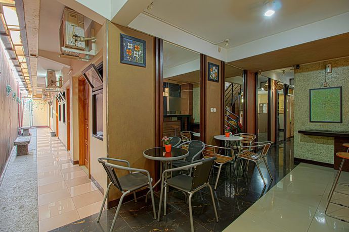 Imagen de los interiores del Hotel Sultan Premiere Cihampelas. Foto 19