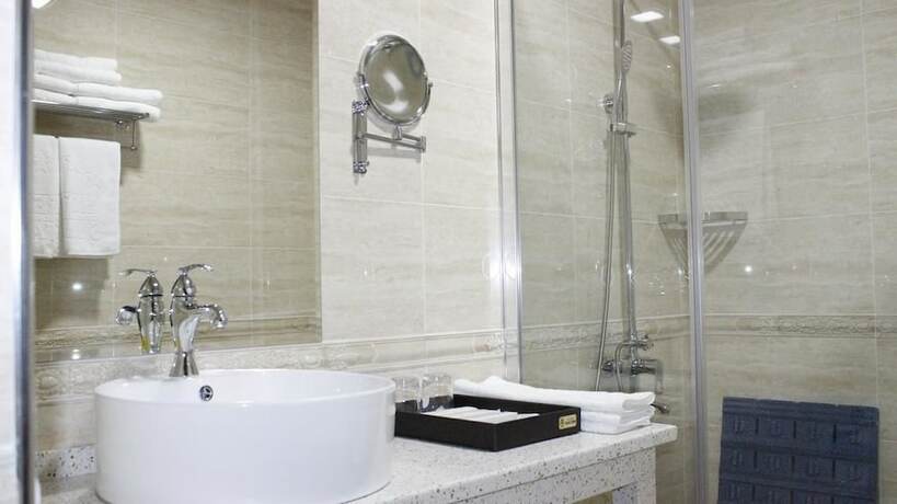 Imagen de la habitación del Hotel Sultan, Qarshi. Foto 18