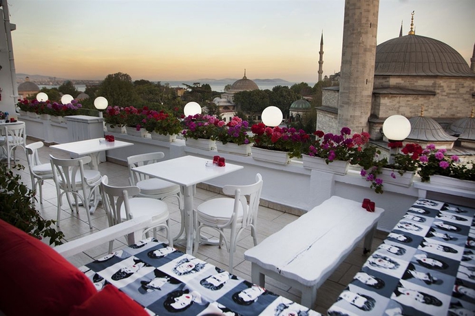 Imagen de los exteriores del Hotel Sultanahmet. Foto 8