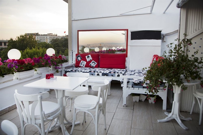 Imagen de los exteriores del Hotel Sultanahmet. Foto 9