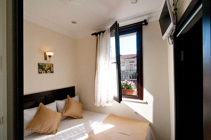 Imagen general del Hotel Sultans. Foto 2