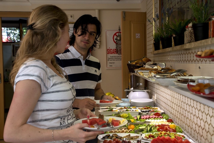 Imagen del bar/restaurante del Hotel Sultans Royal. Foto 3