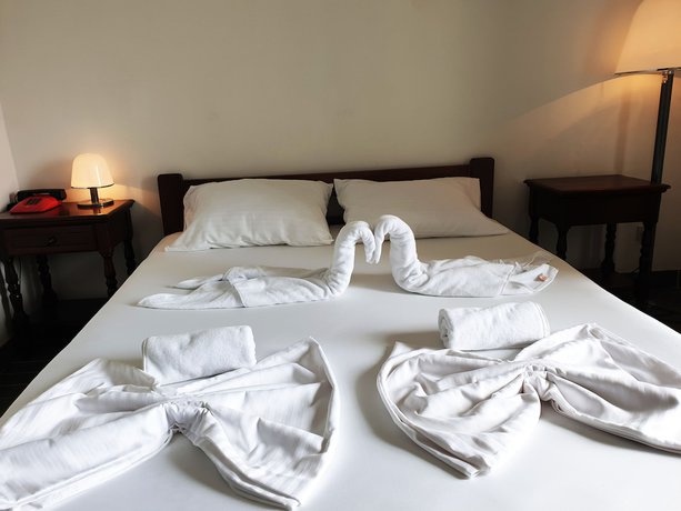 Imagen de la habitación del Hotel Sumadija, Rafailovici. Foto 8