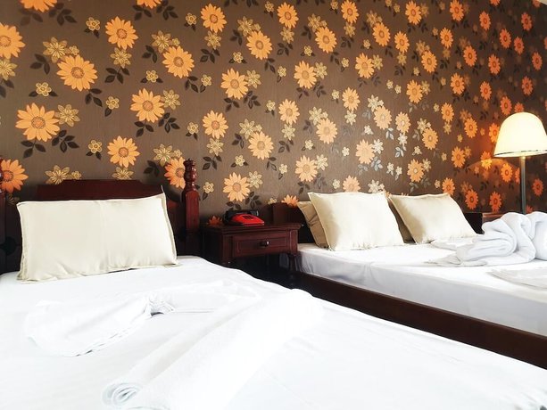 Imagen de la habitación del Hotel Sumadija, Rafailovici. Foto 10