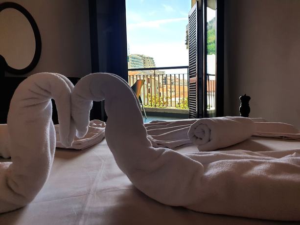 Imagen de la habitación del Hotel Sumadija, Rafailovici. Foto 12