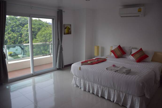 Imagen de la habitación del Hotel Sumali Villa. Foto 15